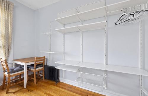 Inwood Apartment | Live In Upper Manhattan on Budget