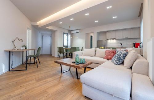 Plaka Apartment | Live Life Plaka Apartment