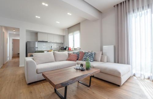 Plaka Apartment | Live Life Plaka Apartment