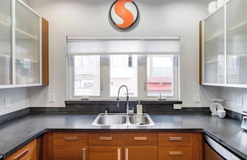 Civic Center Condo | Live Like a San Franciscan in Hayes Valley, with Parkingnn