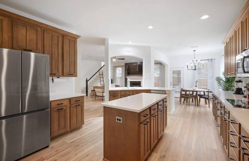 Highland Village House | Live Like Royalty - Highland Village 6BR Mansion