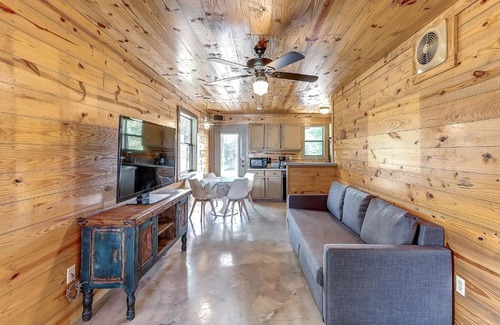 Aransas Pass House | Live Oak Cottage