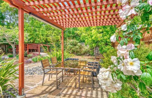 Eastside Santa Cruz House | Live Oak Oasis - Santa Cruz Chic