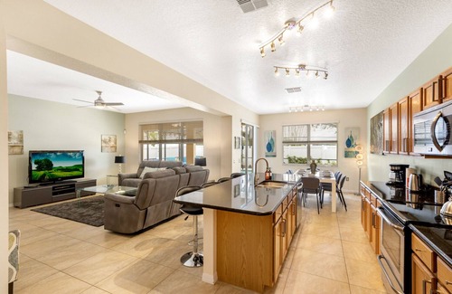 Windwood Bay House | Live Your Dream: 2025 Florida Vacation Homes That Captivate!