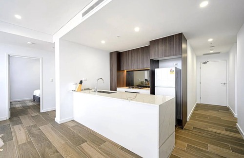 Liverpool Apartment | Liverpool Brand new 2 Bedroom APT View & Parking