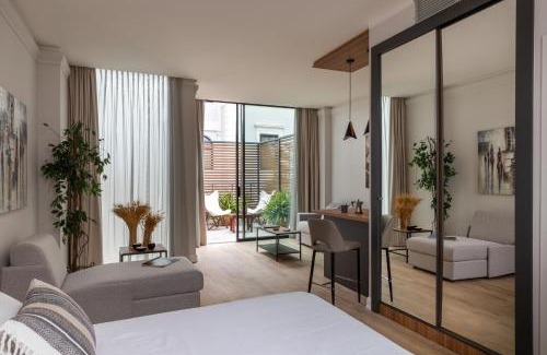 Gianicolo Apartment | Livia Valeria Palace