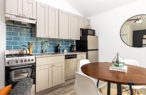 Mountain Brooke House | Living Big in Super Stylish ATL Tiny House
