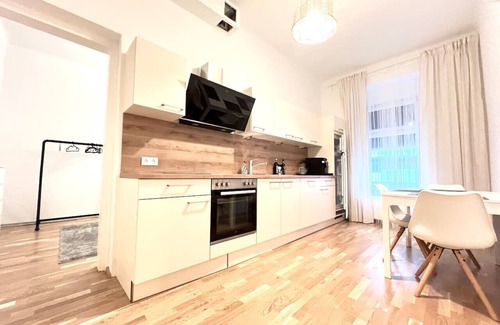 Eggenberg Apartment | Living Graz Eggenberg Top 9