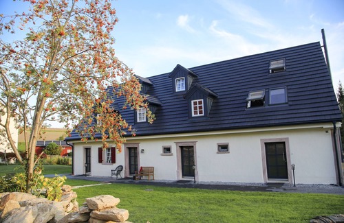 Grafengehaig Apartment | Living in a listed building, letting after complete refurbishment