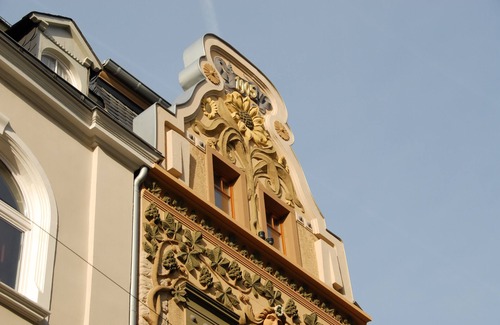 Mitte Apartment | Living in the beautiful art nouveau solitaire in the city centre of Trier
