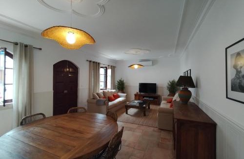 Santa Luzia House | Living Luzia