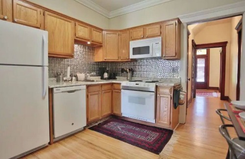 Cherokee Triangle Condo | Living on the Edge in the Highlands.