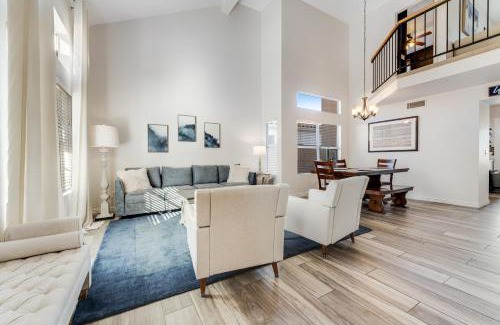Foothills House | Living Under Par