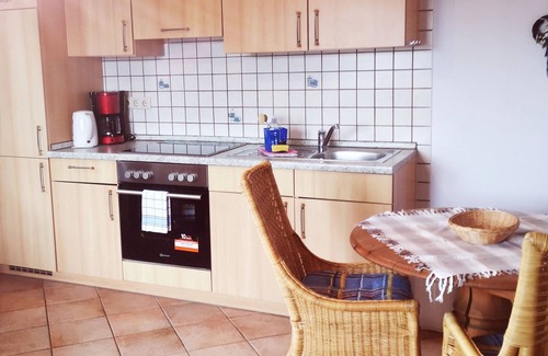 Lancken-Granitz Apartment | Living under "Reet" family friendly, dogs allowed, garden + large open space