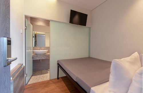 Sedati Hotel | Livinn Juanda Airport Surabaya
