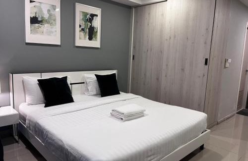 Thanon Phetchaburi Apartment | LKN Grand