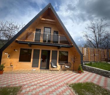 Corbi Ski Chalet | LKS A-frame