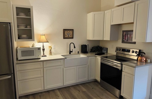 Missoula Apartment | Llama Ranch Cozy 1-bedroom apartment just South of Missoula with WiFi!