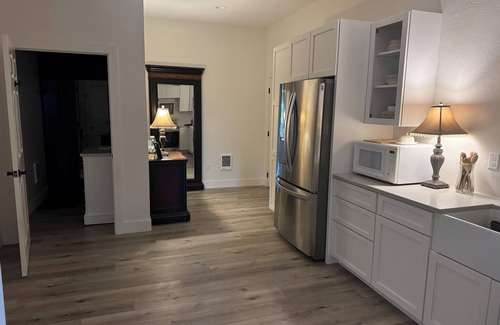 Missoula Apartment | Llama Ranch Cozy 1-bedroom apartment just South of Missoula with WiFi!