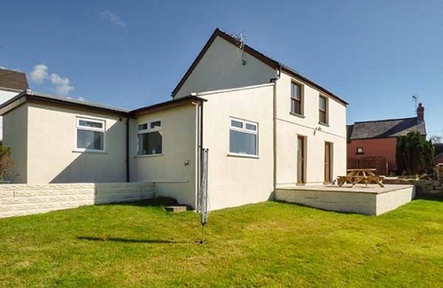 Llangennith Cottage | Llangennith, Gower - VisitWales 4* rated
