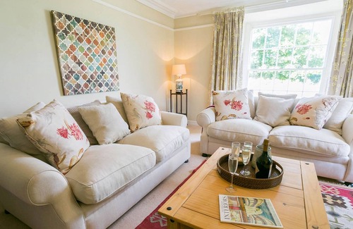 Ty Croes Cottage | Llangwyfan Isaf - a coastal that sleeps 8 guests in 5 bedrooms