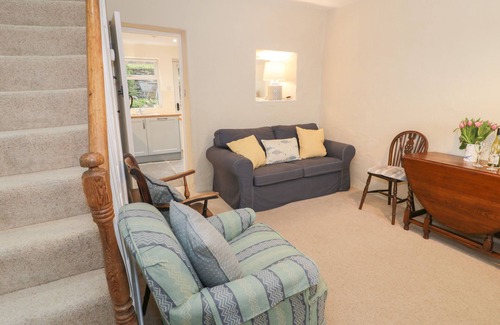 Borth-y-Gest Cottage | LLANNOR, pet friendly, character holiday cottage in Borth-Y-Gest