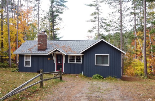 Wetmore Cabin | LLC-Peaceful, Lakefront Cabin Near Munising with Canoe & Rowboat