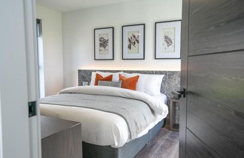 Llangefni House | Lligwy Lodge