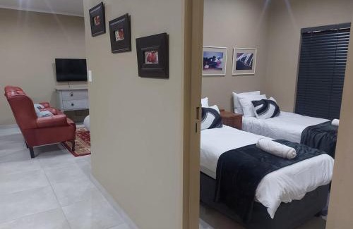 Ermelo Apartment | Lloyds - 9