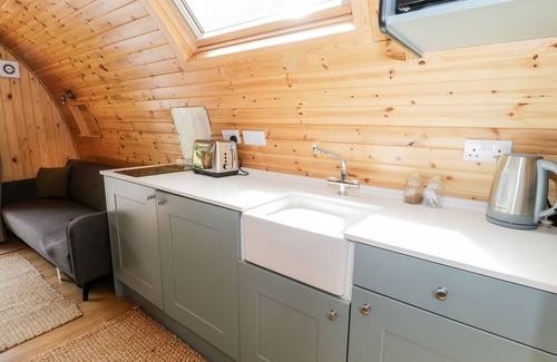 Gwynedd- Snowdonia Cottage | Llugwy Pod