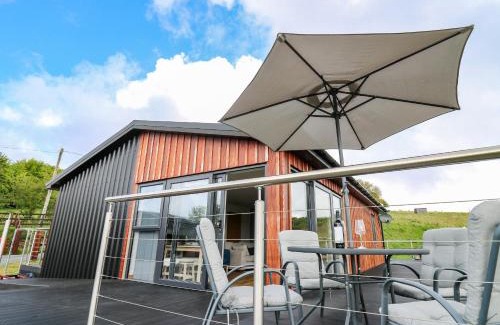 Bethania House | Llyn Cae Ty Nant Fishery Holiday Let
