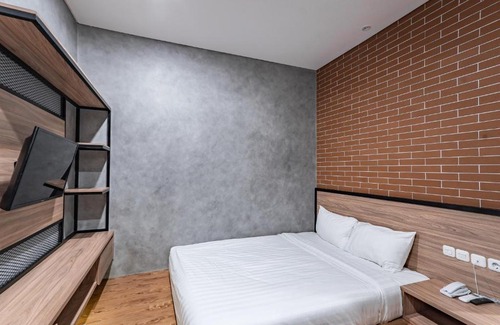 Grogol Hotel | LOA Living Solo Baru