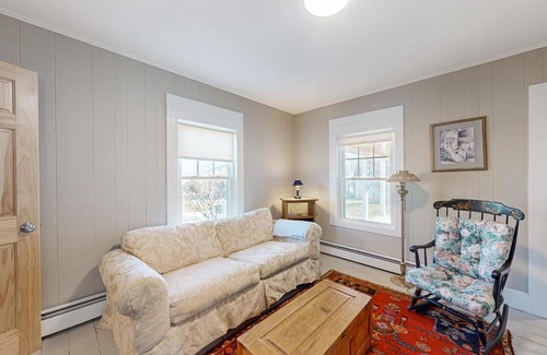 Corea House | Lobster Cove Retreat