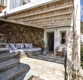 Arnados Villa | Lobster House Tinos
