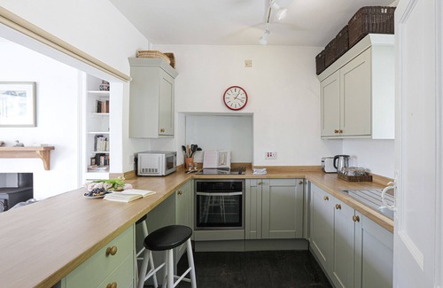 Portloe Cottage | Lobster Pot, Portloe, views of the village and sea
