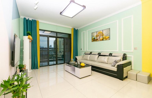 Gangkou District Apartment | Locals Apartment Place 06