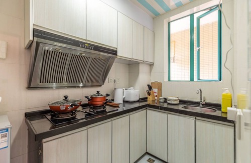 Xiangzhou District Apartment | Locals Boutique Apartment Huafa Plaza 31