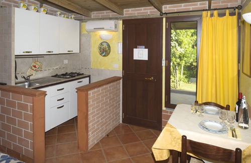Zona XXVI Castel di Decima Apartment | Locanda di Decima Garden experience