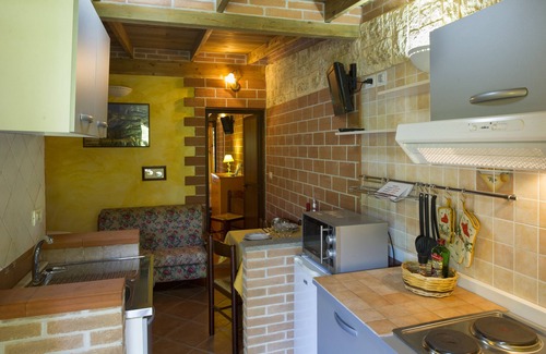 Zona XXVI Castel di Decima Apartment | Locanda di Decima Garden experience