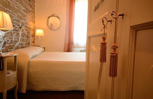 Monteveglio House | Locanda Gli Ulivi