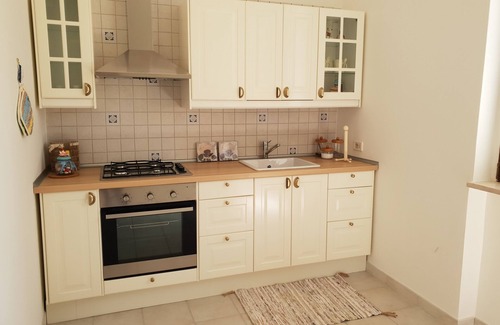 Pulsano House | located about 2 km from the sea acasadiemy is the ideal place for families
