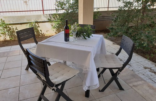 Pulsano House | located about 2 km from the sea acasadiemy is the ideal place for families
