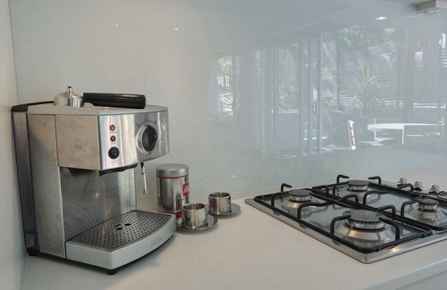 Gnarabup Apartment | Located in Gnarabup a short stroll from the main beaches and cafes