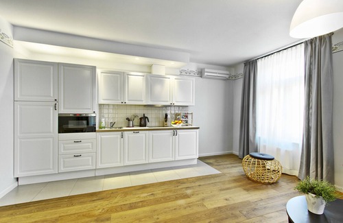 Jurmala Apartment | Located just 3 minutes walk from Majori beach