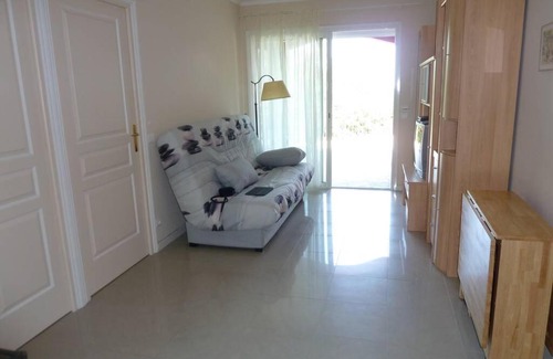 Les Adrets-de-l'Esterel Apartment | Location 2 pièces , avec piscine à partager