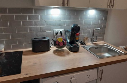 Villemomble House | Location Chambre sdb Salon Cuisine Animaux Bienvenus