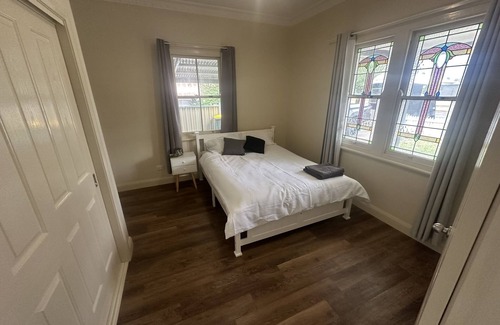 West Tamworth House | Location! Location! 3 Bedroom House West Tamworth