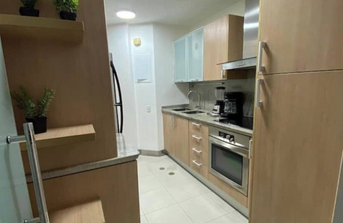 Chacao Apartment | Location & Style, Spacious Apartment in El Rosal, CCS