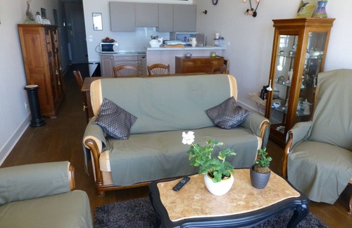 Saint-Igneuc Apartment | Location Vacances