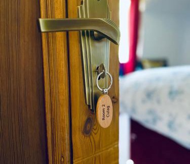 Lochinver Bed & Breakfast | Lochinver Manse Bed and Breakfast